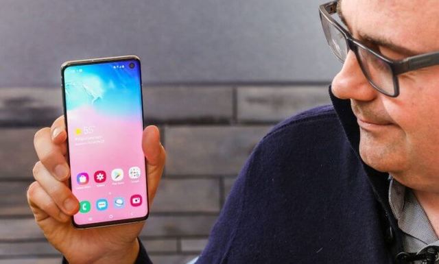 Распознавание лиц в Galaxy S10 обманули тремя способами