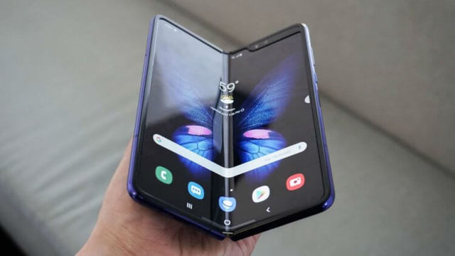 Все настолько плохо? Samsung откладывает релиз Galaxy Fold на вторую половину 2019 года