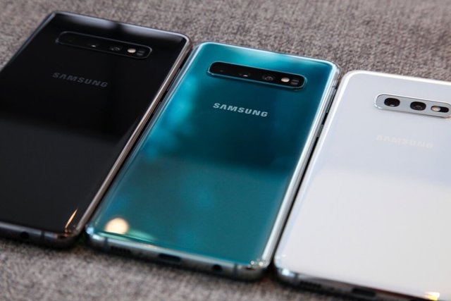 Как переназначить кнопку Bixby на Galaxy S8, S9, S10