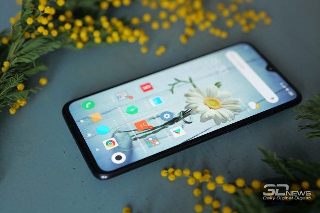 С 5 апреля в России доступны для предзаказа смартфоны Xiaomi Mi 9 и Redmi 7